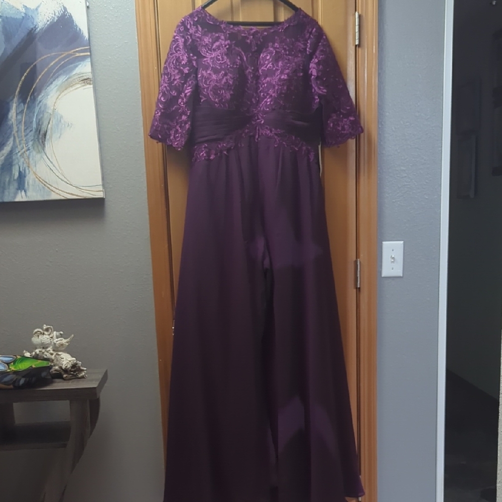 Elegant Purple Lace Jumpsuit